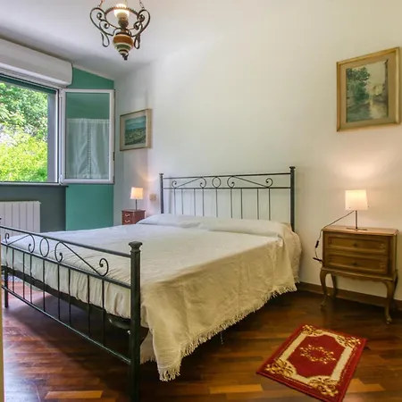 2 Bedroom Lovely In